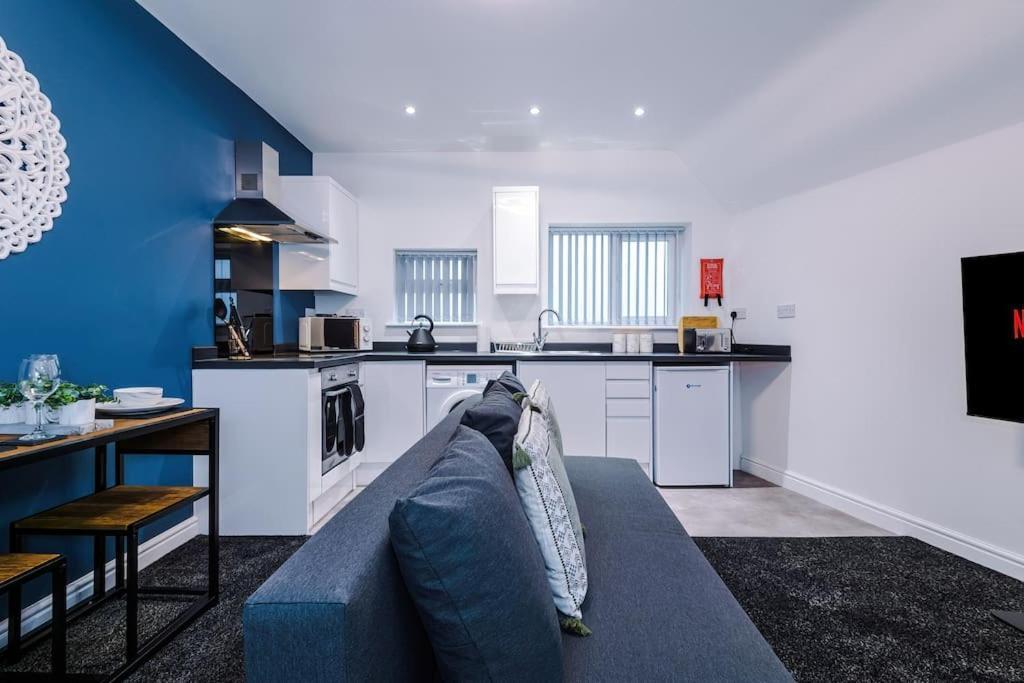 Apartment Charming - Rocky Ln Chambers Flat 5 *