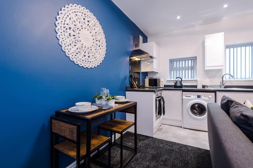 Apartment Charming - Rocky Ln Chambers Flat 5 Liverpool