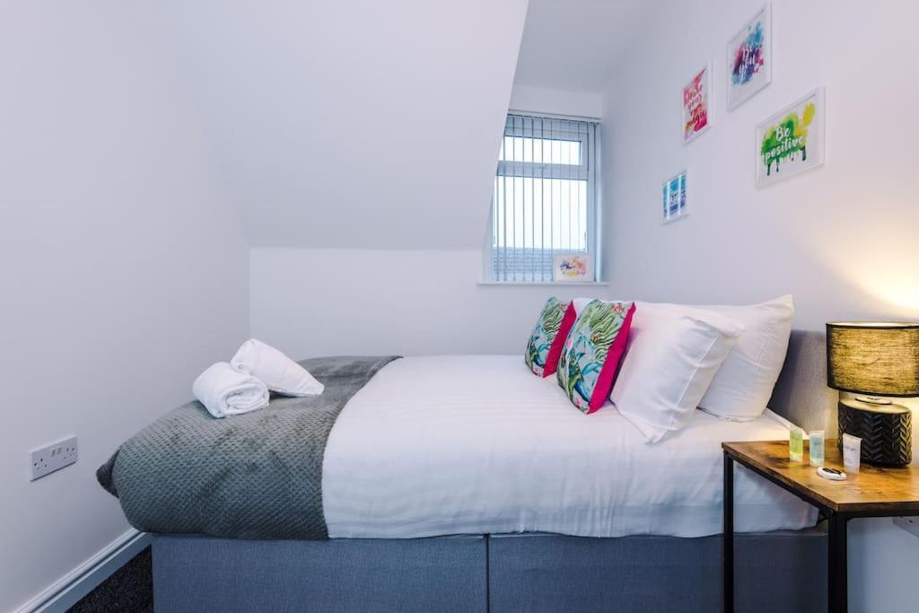 Charming - Rocky Ln Chambers Flat 5 * Liverpool
